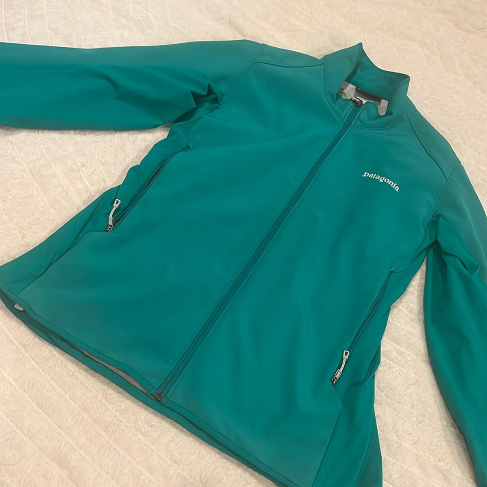 Patagonia green performance polar tech jacket
